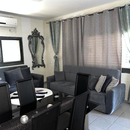 Housing Unit In The Moshav Daire Mishmār Hāyardin Dış mekan fotoğraf